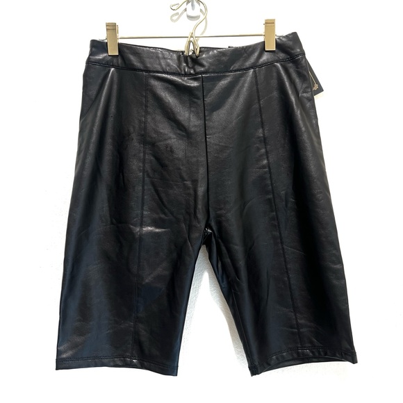 Y2K Goth Punk Baddie Black Vegan Leather High Waist Zip Back Biker Shorts - Picture 2 of 5